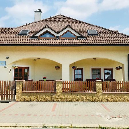 Penzion Belidlo Kunžak エクステリア 写真